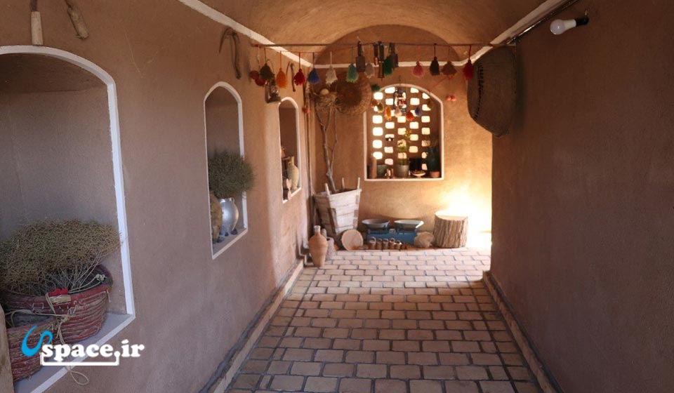 نمای محوطه اقامتگاه بوم گردی مشهدی حسن - نطنز - روستای فمی